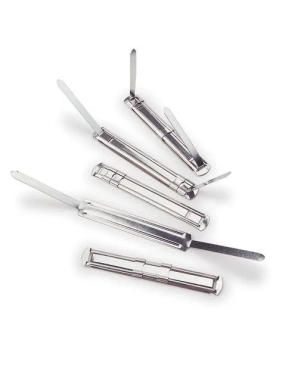 Caja 50 fasteners acero inoxidable plateado