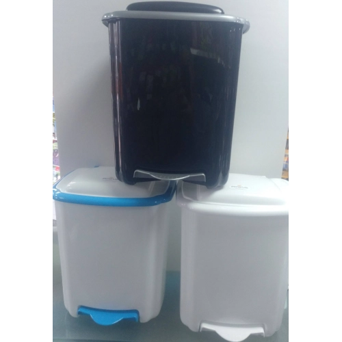 Papelera plastica pedal 20 litros